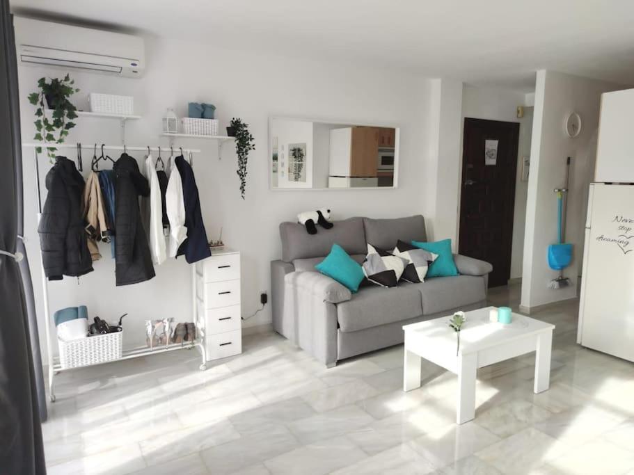 Apartamento Maika Benalsun Pueblo Evita 베날마데나코스타 외부 사진