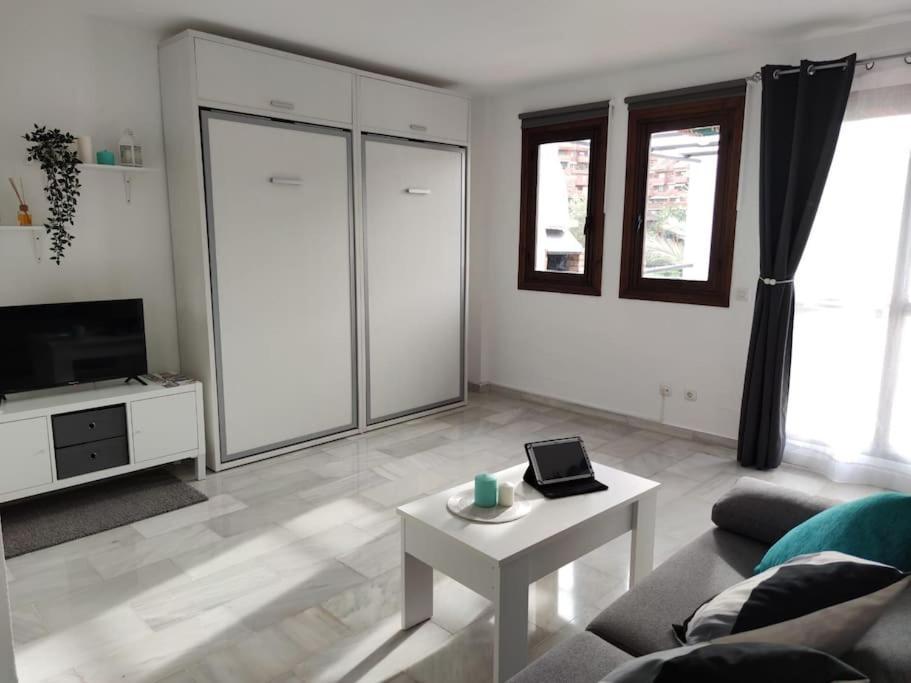 Apartamento Maika Benalsun Pueblo Evita 베날마데나코스타 외부 사진